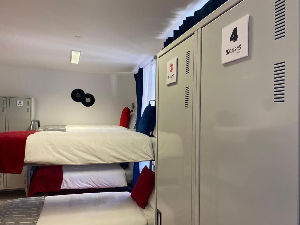 5 Senses Hostel セトゥーバル エクステリア 写真