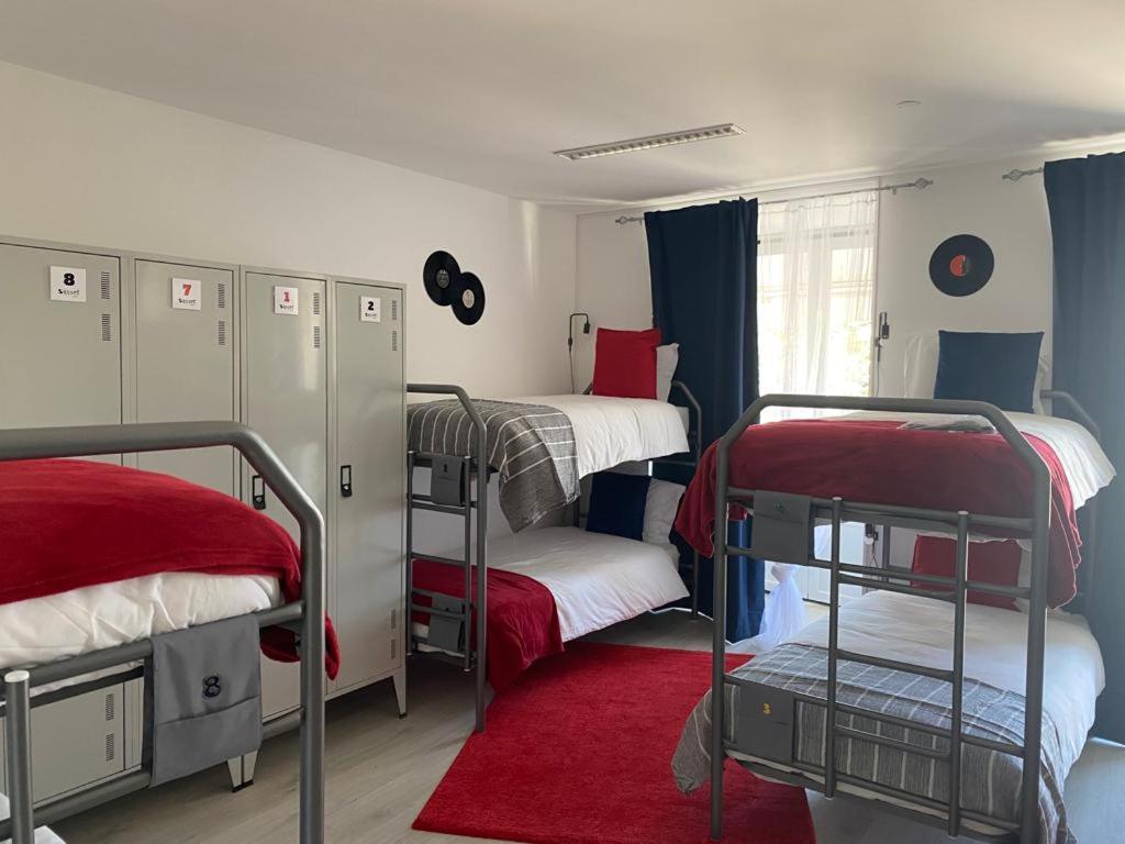 5 Senses Hostel セトゥーバル エクステリア 写真