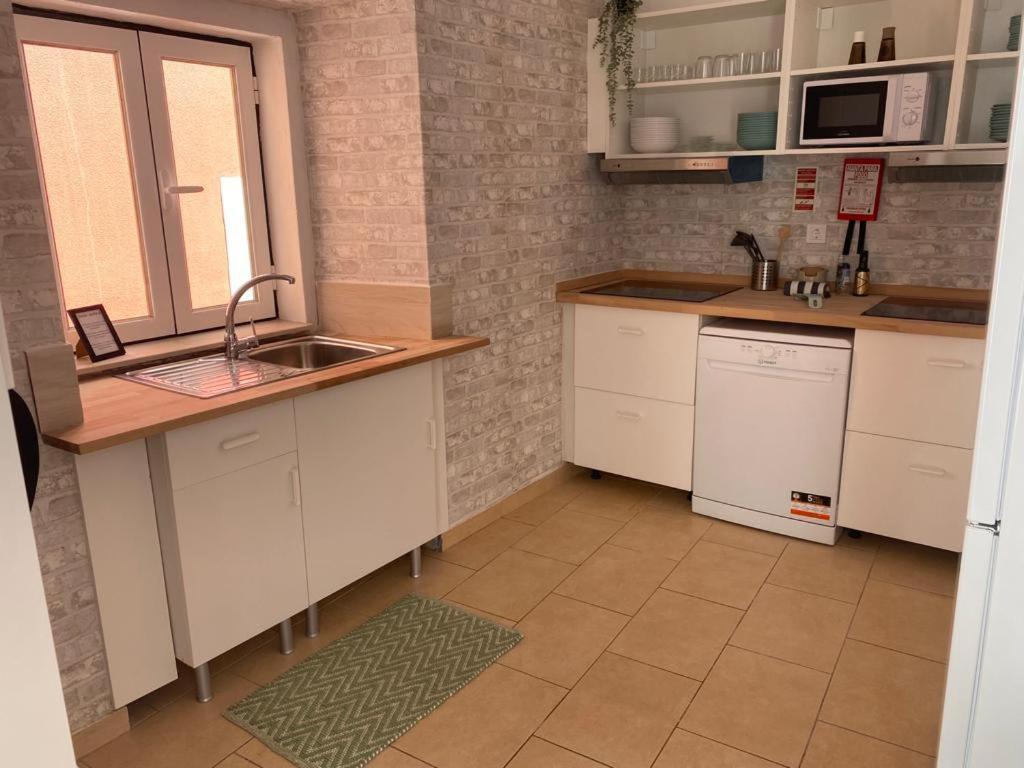 5 Senses Hostel セトゥーバル エクステリア 写真
